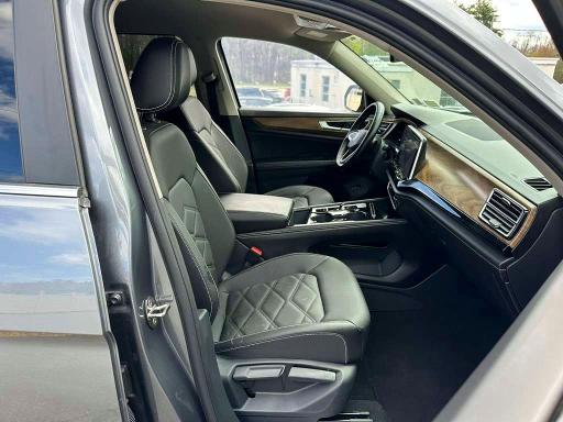 2025 Volkswagen Atlas VIN 1V2HR2CA6SC558394 COPART salvage auction — FRONT END, Fl - Cert Of Title Slvg Rebuildable, sold $16,300 on 2026-07-29 (photo 7)