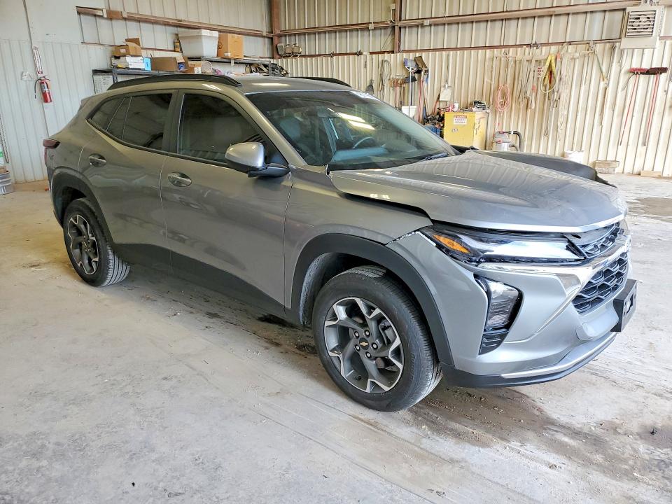 2026 Chevrolet Trax VIN KL77LHEP8TC075717 COPART salvage auction — FRONT END, Tx - Salvage Vehicle Title, sold $4,100 on 2026-07-24 (photo 4)