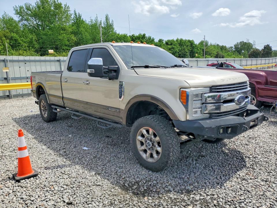 2017 Ford VIN 1FT7W2BT6HED04612 COPART salvage auction — MINOR DENT/SCRATCHES, TN - SALVAGE CERTIFICATE, sold $10,000 on 2026-07-09 (photo 4)