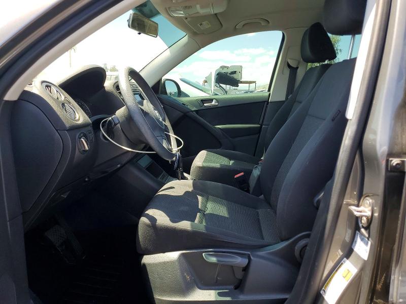 2017 Volkswagen Tiguan VIN WVGAV7AX7HK046141 COPART salvage auction — FRONT END, Nv - Salvage Title, sold $2,850 on 2026-07-08 (photo 7)