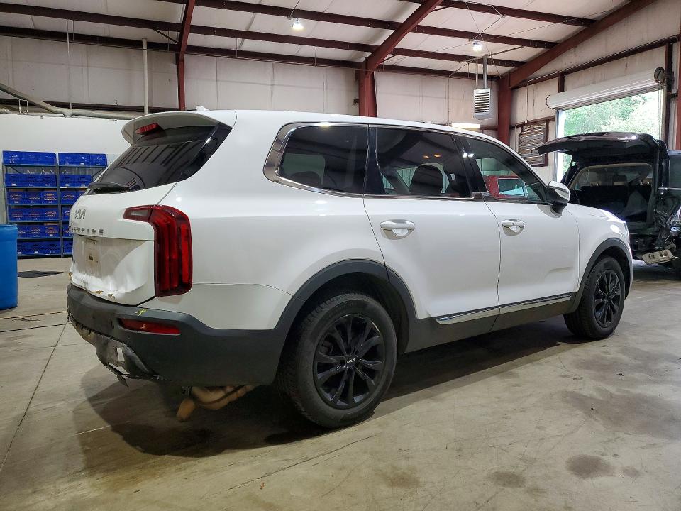 2022 Kia Telluride VIN 5XYP24HC2NG294565 COPART salvage auction — REAR END, Tx - Salvage Vehicle Title, sold $8,100 on 2026-07-06 (photo 3)
