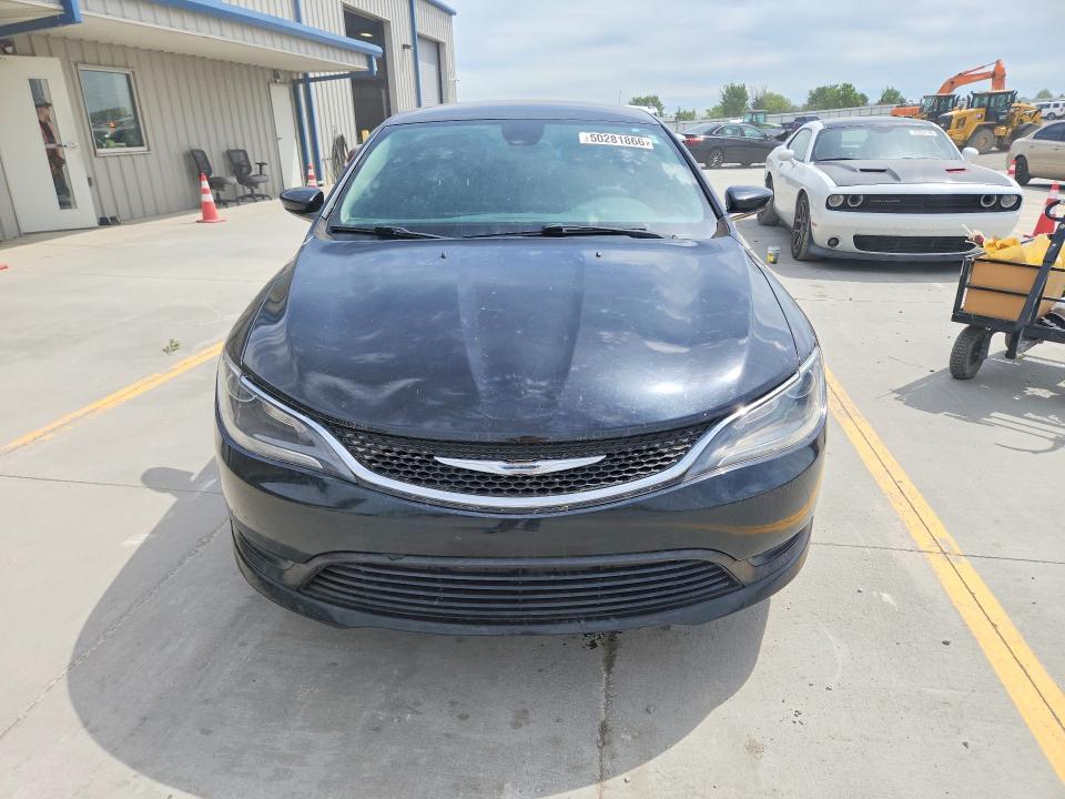 2016 Chrysler 200 VIN 1C3CCCFB0GN196196 COPART salvage auction — UNDERCARRIAGE, Ky - Certificate Of Title, sold $600 on 2026-08-27 (photo 5)