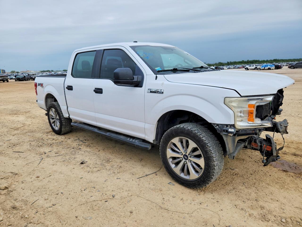 2018 Ford F-150 Lightning VIN 1FTEW1E52JKE22615 COPART salvage auction — Front End, TX - CERTIFICATE OF TITLE, sold $7,000 on 2026-07-09 (photo 4)