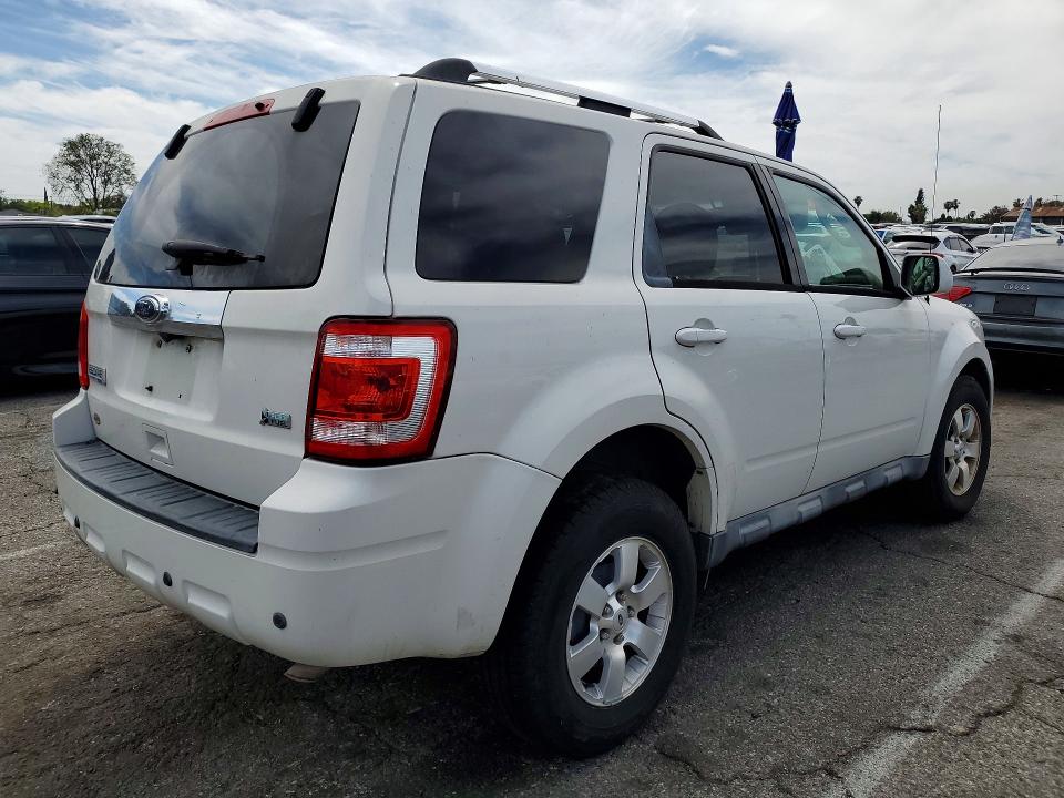 2021 Ford Escape VIN 1FMCU0EG2AKD10014 COPART salvage auction — MINOR DENT/SCRATCHES, CA, sold $350 on 2026-07-21 (photo 3)