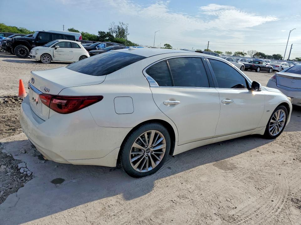 2018 Infiniti Q50 VIN JN1EV7AP4JM361790 COPART salvage auction — SIDE, FL, sold $5,100 on 2026-07-13 (photo 3)