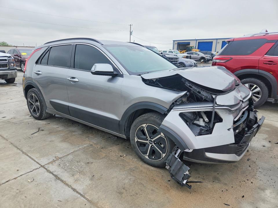 2023 Kia Niro VIN KNDCS3LF2P5077152 COPART salvage auction — FRONT END, Tx - Salvage Vehicle Title, sold $7,700 on 2026-07-10 (photo 4)