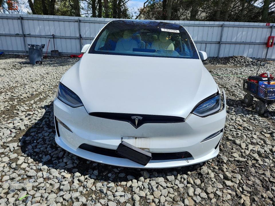 2023 Tesla Model x VIN 7SAXCBE54PF425337 COPART salvage auction — SIDE, Nj - Cert Of Title-Salvage, sold $35,500 on 2026-07-06 (photo 5)