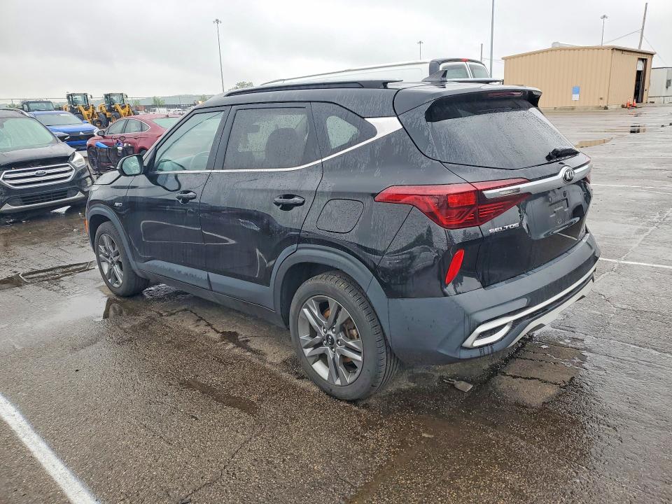 2021 Kia Seltos VIN KNDEUCAAXM7077913 COPART salvage auction — FRONT END, OH, sold $80 on 2026-07-29 (photo 2)