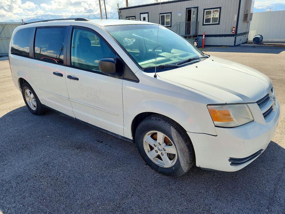 2008 Dodge Caravan VIN 2D8HN44HX8R771662 COPART salvage auction — FRONT END, Oh - Certificate Of Title, sold $325 on 2026-07-02 (photo 4)