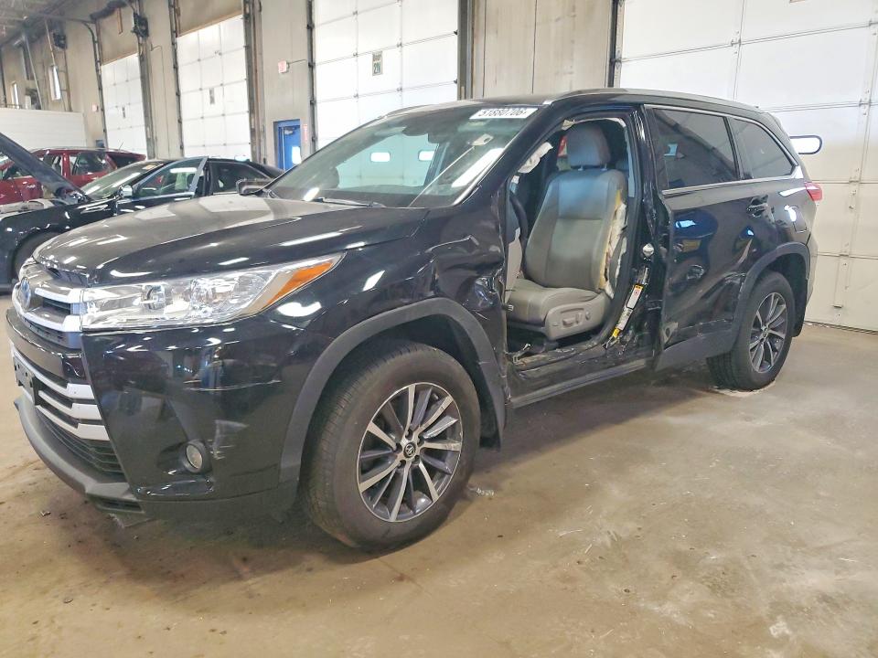 2019 Toyota VIN 5TDJGRFH8KS068273 COPART salvage auction — SIDE, Mn - Cert Of Title-Salvage, sold $7,500 on 2026-07-07 (photo 1)