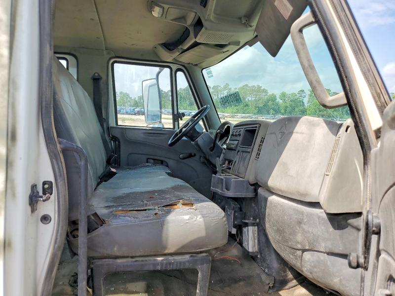 2013 International 4000 series VIN 3HAJTSKMXDL300964 COPART salvage auction — VANDALISM, TX - SALVAGE VEHICLE TITLE, sold $2,850 on 2026-07-10 (photo 5)