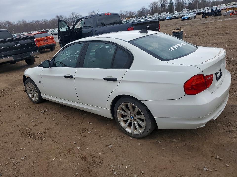 2011 BMW 3 series VIN WBAPK5G56BNN31147 COPART salvage auction — SIDE, NY - MV907A-PARTS ONLY W/LIENHOLDER, sold $425 on 2026-07-27 (photo 4)