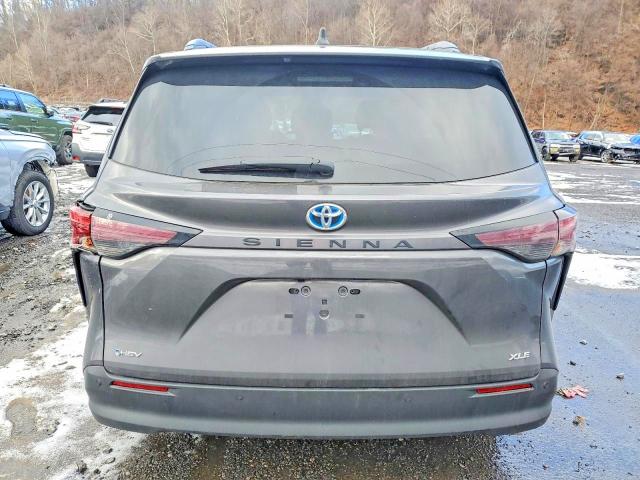 2025 Toyota Sienna VIN 5TDYRKEC6SS242010 COPART salvage auction — FRONT END, Fl - Certificate Of Destruction, sold $14,800 on 2026-07-10 (photo 6)