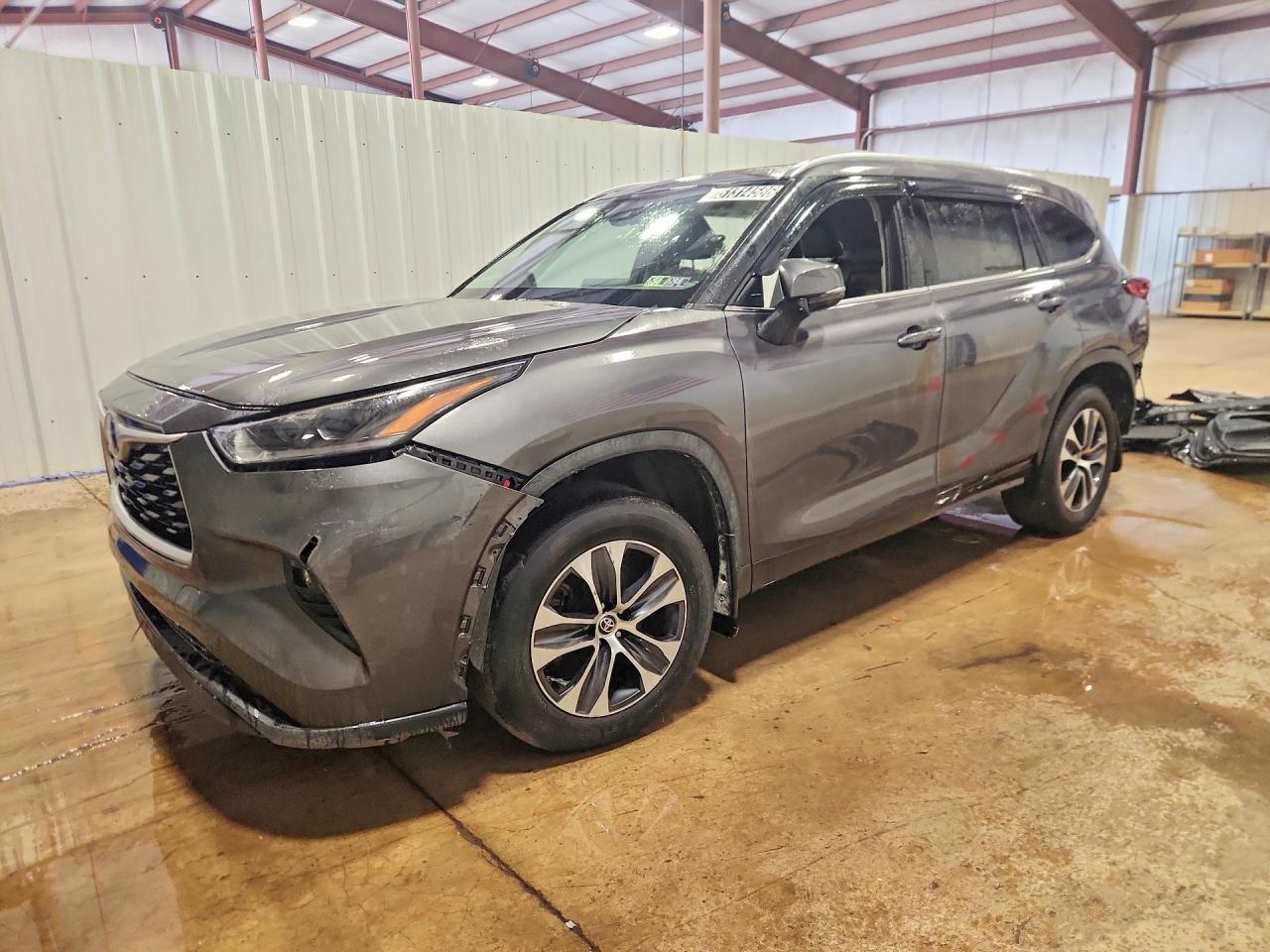 2021 Toyota Highlander VIN 5TDGZRBH2MS160508 COPART salvage auction — Rear End, IN - CERTIFICATE OF TITLE, sold $10,800 on 2026-07-09 (photo 1)