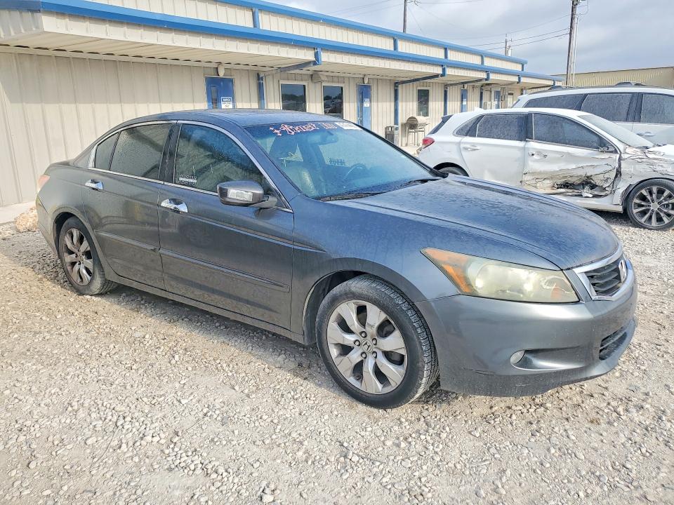 2010 Honda Accord VIN 5KBCP3F80AB001130 COPART salvage auction — NORMAL WEAR, Tx - Certificate Of Title, sold $625 on 2026-07-09 (photo 4)