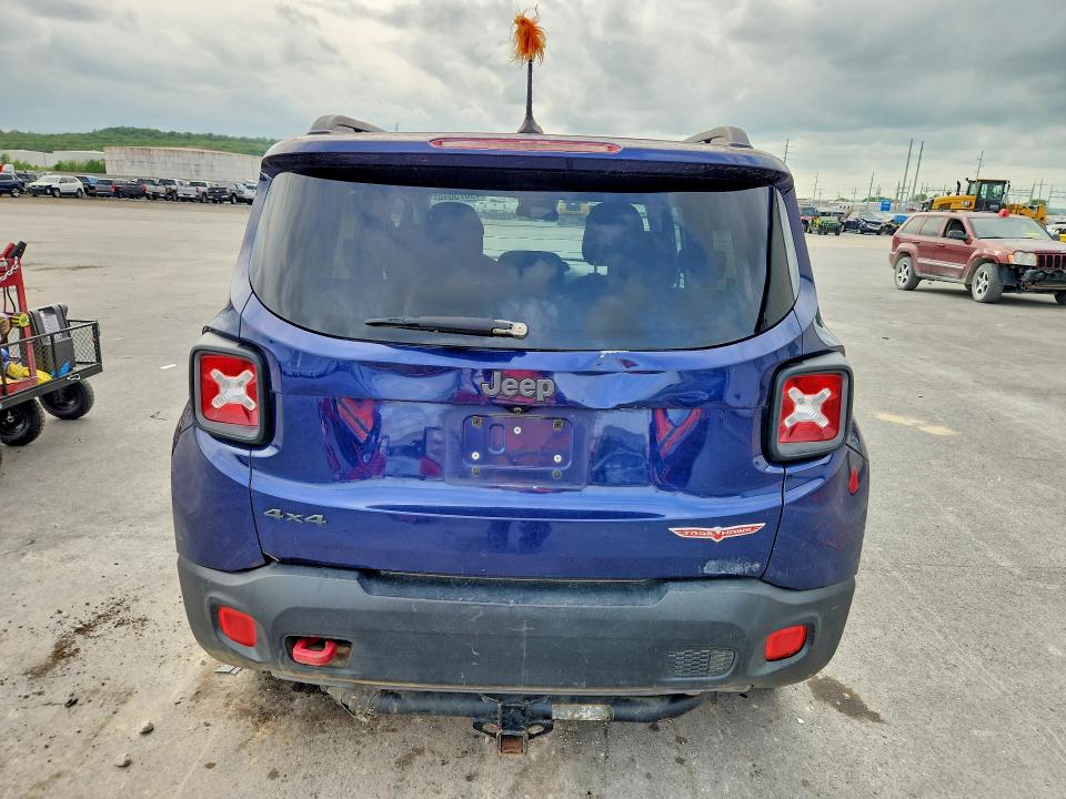 2016 Jeep Renegade VIN ZACCJBCT6GPD35537 COPART salvage auction — MINOR DENT/SCRATCHES, Ok - Certificate Of Title-Junked, sold $1,200 on 2026-07-29 (photo 6)
