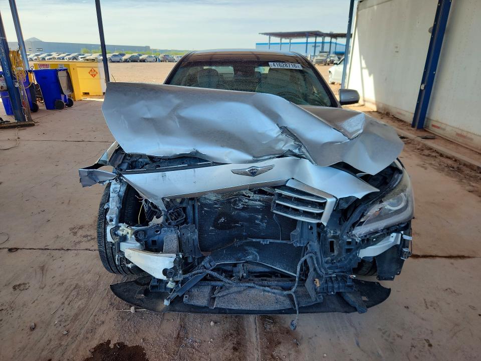 2015 Hyundai Genesis VIN KMHGN4JE8FU016851 COPART salvage auction — FRONT END, Salvage Title, sold $625 on 2026-07-28 (photo 5)