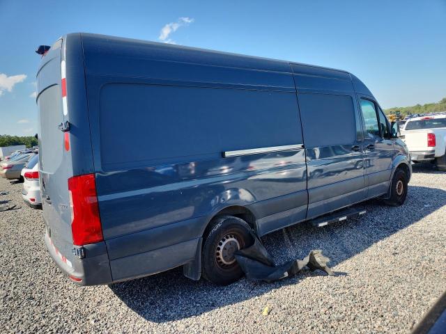 2019 Mercedes-benz Sprinter VIN WD4PF1CD1KP129074 COPART salvage auction — NORMAL WEAR, Fl - Certificate Of Title, sold $9,800 on 2026-07-24 (photo 3)
