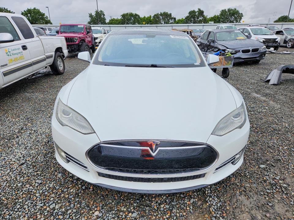 2013 Tesla Model s VIN 5YJSA1CP6DFP05722 COPART salvage auction — UNDERCARRIAGE, Salvage Title, sold $2,350 on 2026-07-14 (photo 5)