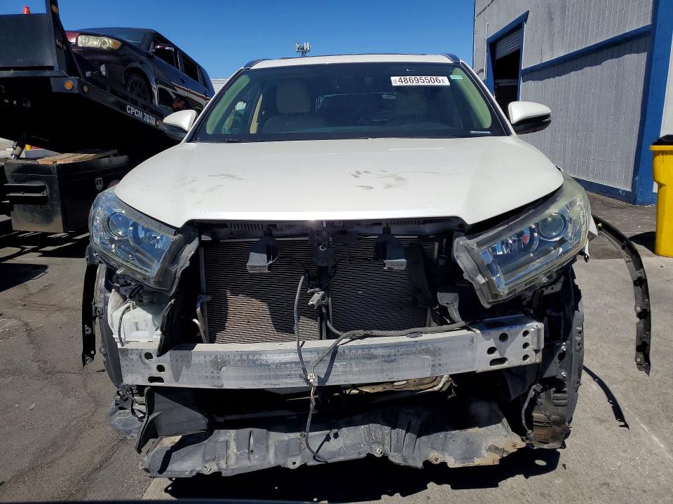 2018 Toyota Highlander VIN 5TDDZRFH7JS861702 COPART salvage auction — FRONT END, Nv - Salvage Title, sold $11,700 on 2026-07-22 (photo 5)