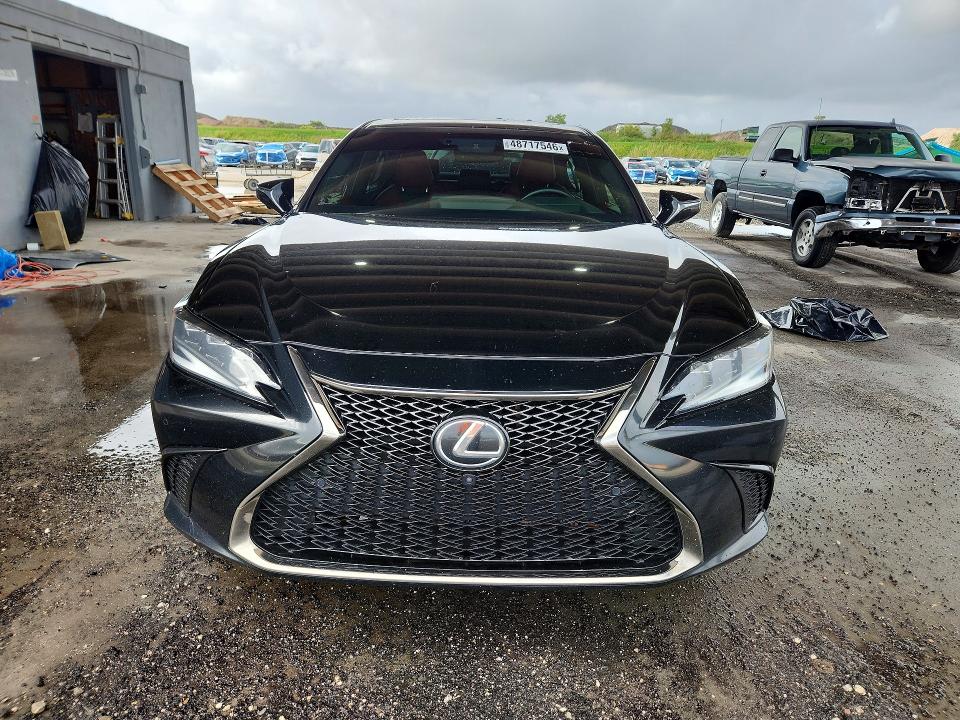 2023 Lexus Es 350 VIN 58AJZ1B19PU141078 COPART salvage auction — MINOR DENT/SCRATCHES, FL - CERTIFICATE OF TITLE (P), sold $18,800 on 2026-07-28 (photo 5)