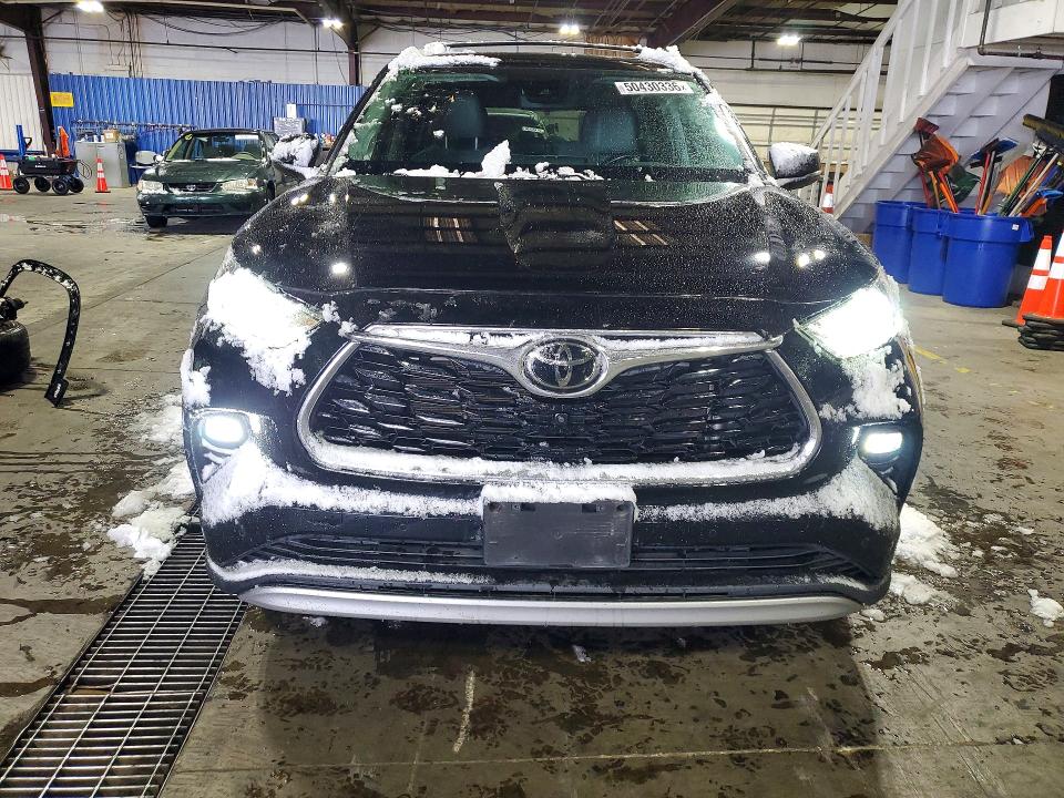 2021 Toyota Highlander VIN 5TDFZRBH0MS103459 COPART salvage auction — REAR END, Salvage Title, sold $5,200 on 2026-07-30 (photo 5)