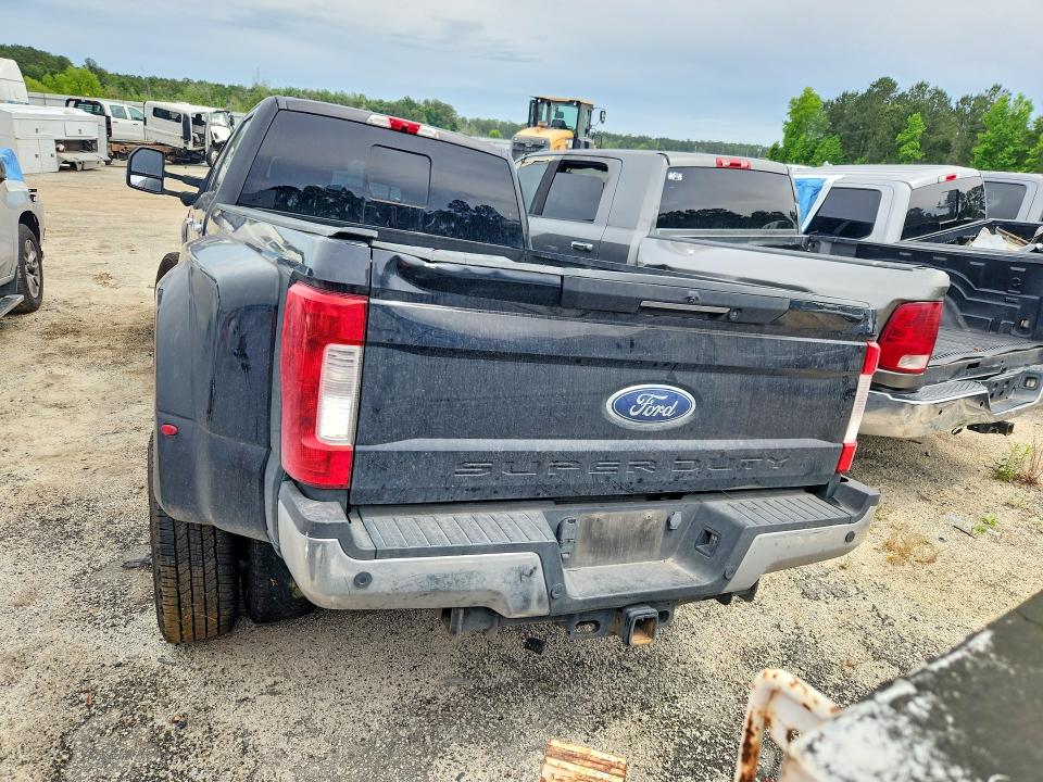 2019 Ford F350 VIN 1FT8W3DT1KEG00278 COPART salvage auction — SIDE, Salvage Title, sold $7,300 on 2026-07-27 (photo 6)