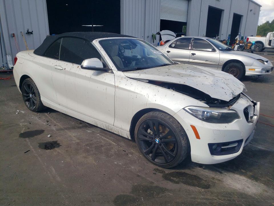 2016 BMW 2er VIN WBA1K9C59GV321748 COPART salvage auction — FRONT END, Fl - Cert Of Title Slvg Rebuildable, sold $2,100 on 2026-08-10 (photo 4)