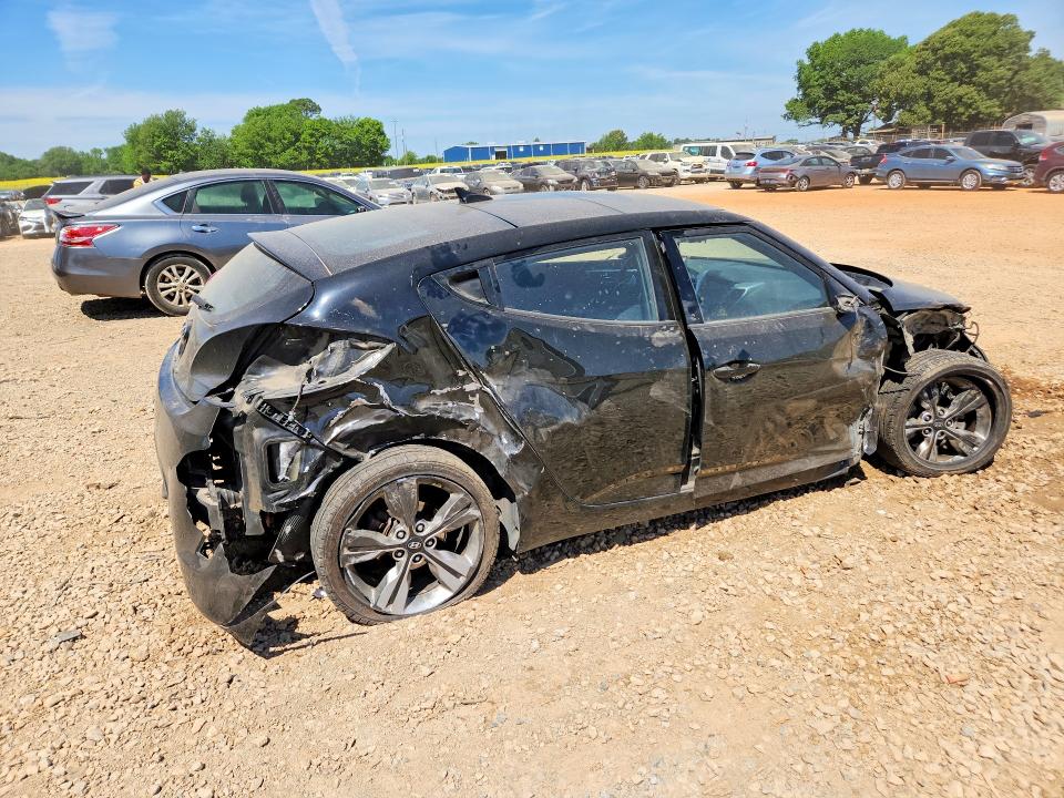 2017 Hyundai Veloster VIN KMHTC6ADXHU324386 COPART salvage auction — ALL OVER, AL - CERT OF TITLE-SALVAGE TITLE, sold $500 on 2026-07-08 (photo 3)