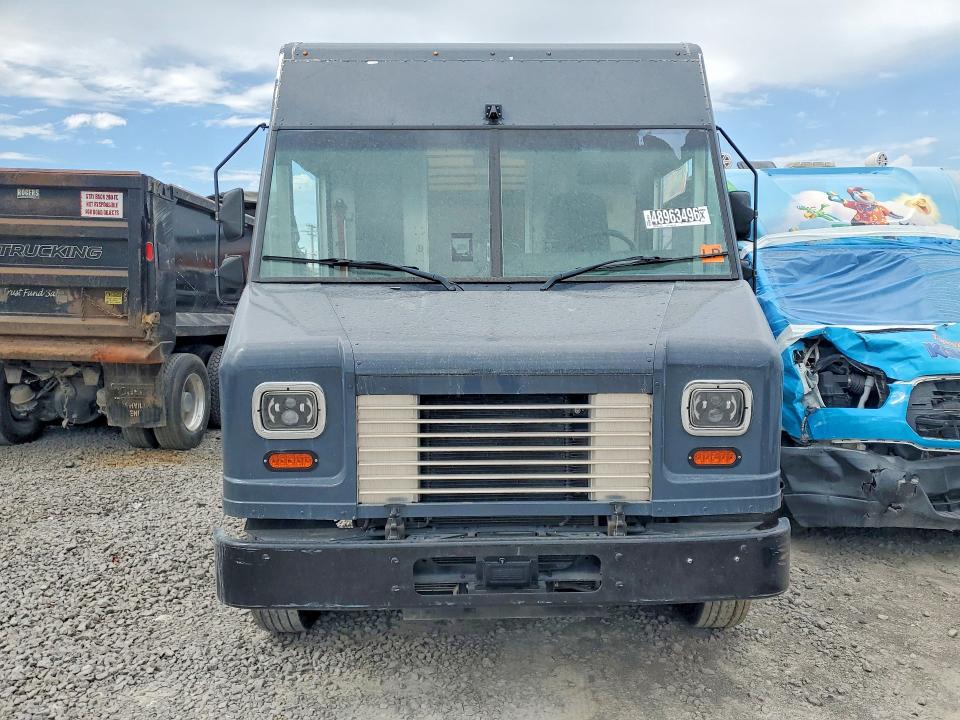 2021 Ford F59 VIN 1F65F5KN1M0A04934 COPART salvage auction — MINOR DENT/SCRATCHES, TN - CERTIFICATE OF TITLE, sold $12,800 on 2026-07-21 (photo 5)