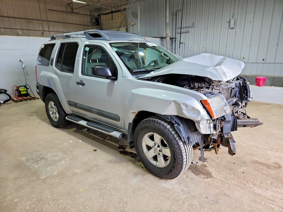 2013 Nissan Xterra VIN 5N1AN0NWXDN823381 COPART salvage auction — FRONT END, NH - CERT OF TITLE-SALVAGE, sold $375 on 2026-07-02 (photo 4)