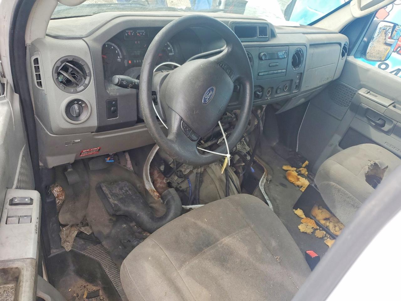 2013 Ford Econoline VIN 1FTNE2EW6DDA46608 COPART salvage auction — Minor Dent/Scratches, IL - CERTIFICATE OF TITLE, sold $625 on 2026-07-08 (photo 8)