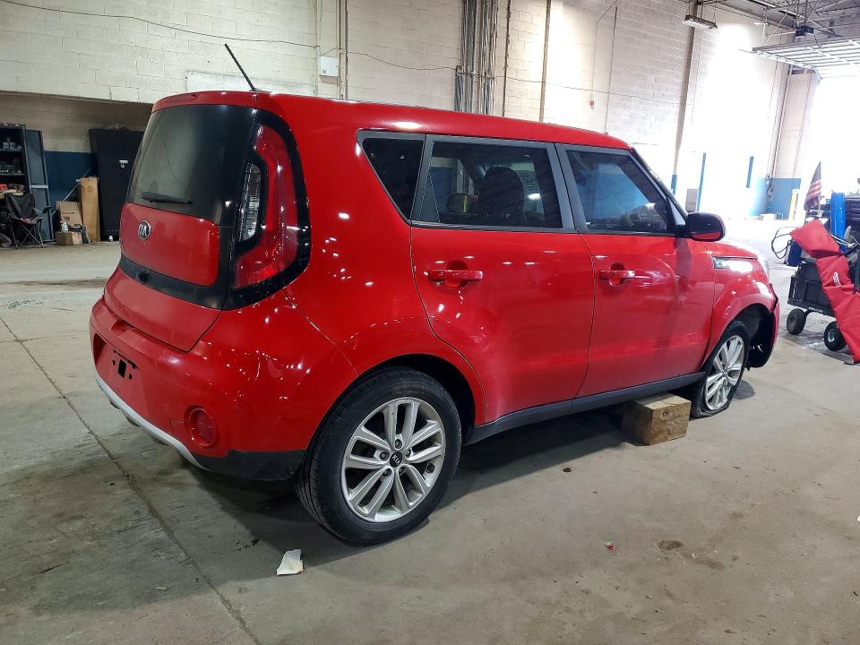 2018 Kia Soul VIN KNDJP3A50J7563313 COPART salvage auction — MINOR DENT/SCRATCHES, MI - CERTIFICATE OF TITLE, sold $975 on 2026-07-24 (photo 3)