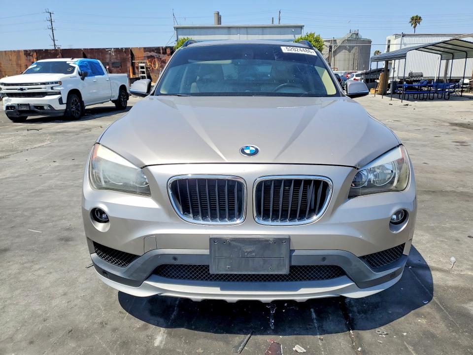 2015 BMW X1 VIN WBAVM1C51FV314918 COPART salvage auction — REAR END, Other, sold $1,900 on 2026-07-22 (photo 5)