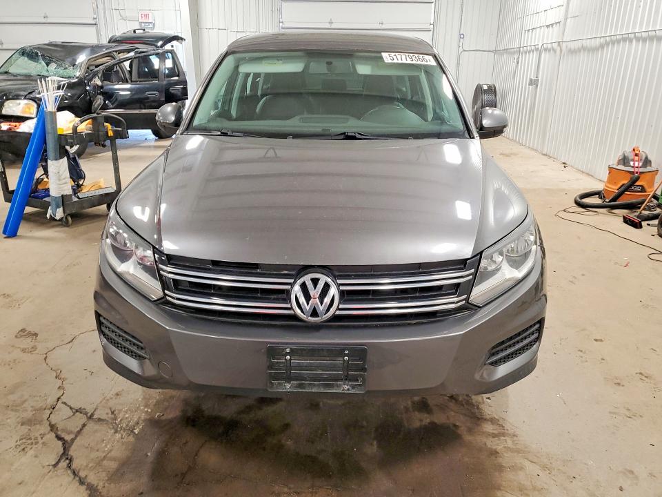 2014 Volkswagen Tiguan VIN WVGBV3AX6EW543358 COPART salvage auction — SIDE, Mn - Cert Of Title-Prior Salvage, sold $525 on 2026-07-14 (photo 5)