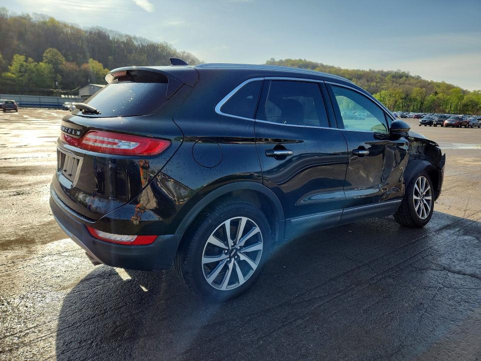 2019 Lincoln Mkc VIN 5LMCJ3D94KUL43421 COPART salvage auction — SIDE, Oh - Cert Of Title-Salvage, sold $3,100 on 2026-07-23 (photo 3)