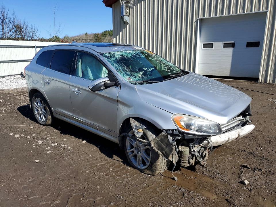 2016 Volvo Xc60 VIN YV4612RK8G2781174 COPART salvage auction — FRONT END, Id - Salvage Certificate Of Title, sold $250 on 2026-07-06 (photo 4)