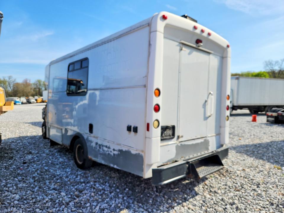 2016 Ford E-450 VIN 1FDXE4FS3GDC12468 COPART salvage auction — BIOHAZARD/CHEMICAL, Pa - Certificate Of Salvage, sold $1,600 on 2026-07-08 (photo 2)