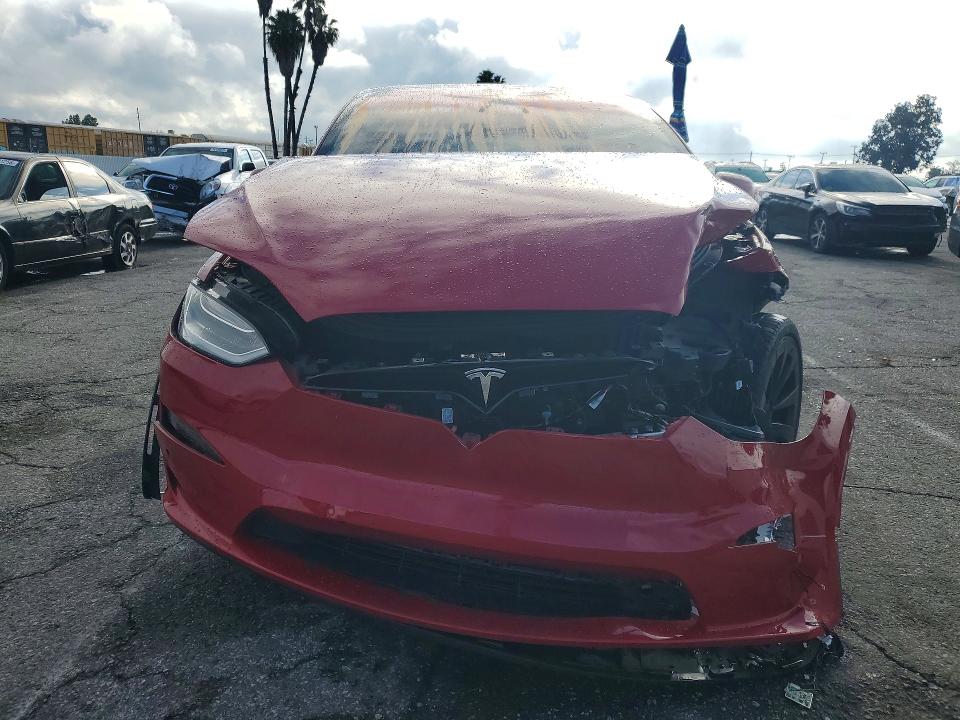 2022 Tesla Model x VIN 7SAXCAE54NF357614 COPART salvage auction — FRONT END, Salvage Title, sold $18,900 on 2026-10-13 (photo 5)