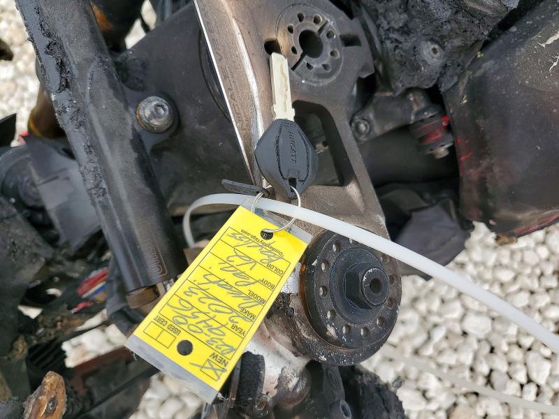2023 Ducati Panigale VIN ZDMHAATW8PB009456 COPART salvage auction — BURN, Tx - Nonrepairable Title, sold $1,050 on 2026-07-09 (photo 8)