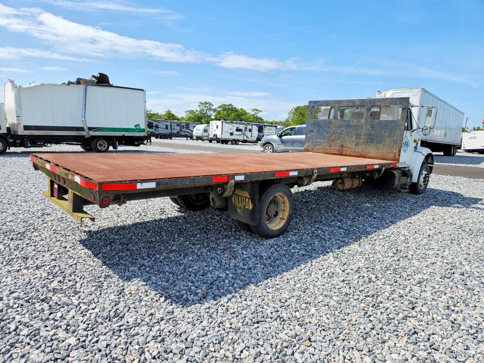 2000 International 4000 series VIN 1HTSCAAM7YH260161 COPART salvage auction — NORMAL WEAR, Fl - Certificate Of Title, sold $1,800 on 2026-07-06 (photo 3)