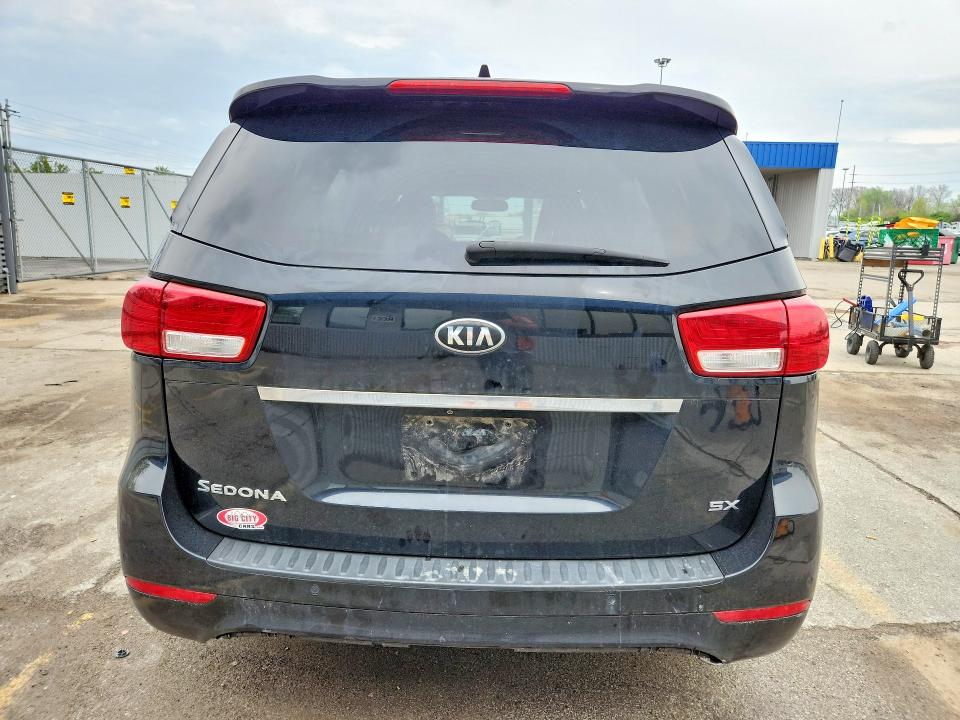 2016 Kia SEDONA VIN KNDMC5C1XG6159058 COPART salvage auction — WATER/FLOOD, In - Cert Of Title-Salvage Flood, sold $1,150 on 2026-07-20 (photo 6)