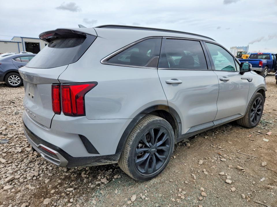 2022 Kia Sorento VIN 5XYRK4LF0NG093533 COPART salvage auction — FRONT END, Il - Salvage Certificate, sold $7,000 on 2026-07-15 (photo 3)