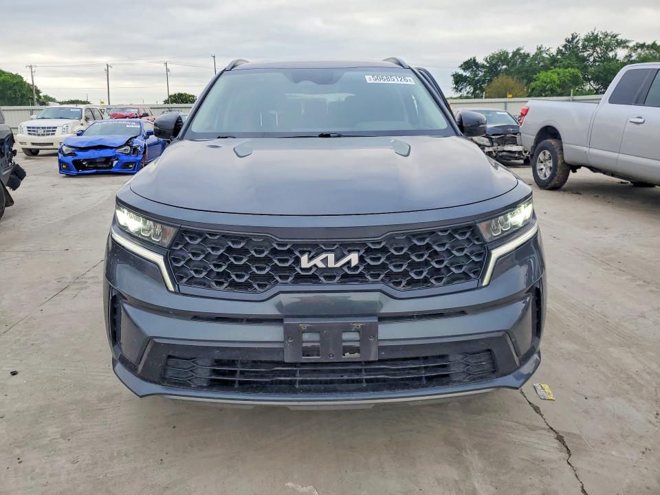 2022 Kia Sorento VIN 5XYRL4LCXNG102127 COPART salvage auction — SIDE, Salvage Title, sold $175 on 2026-07-30 (photo 5)