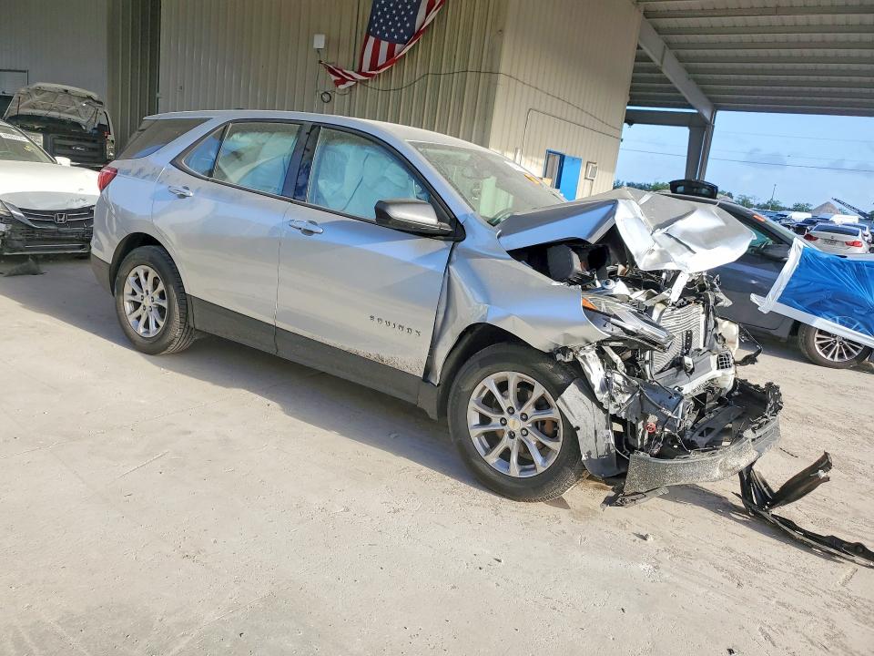 2018 Chevrolet Equinox VIN 2GNAXHEV5J6222990 COPART salvage auction — FRONT END, FL, sold $750 on 2026-08-03 (photo 4)