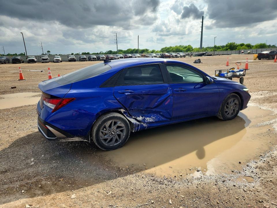 2024 Hyundai Elantra VIN KMHLM4DG8RU679355 COPART salvage auction — SIDE, Tx - Certificate Of Title, sold $5,700 on 2026-07-08 (photo 3)