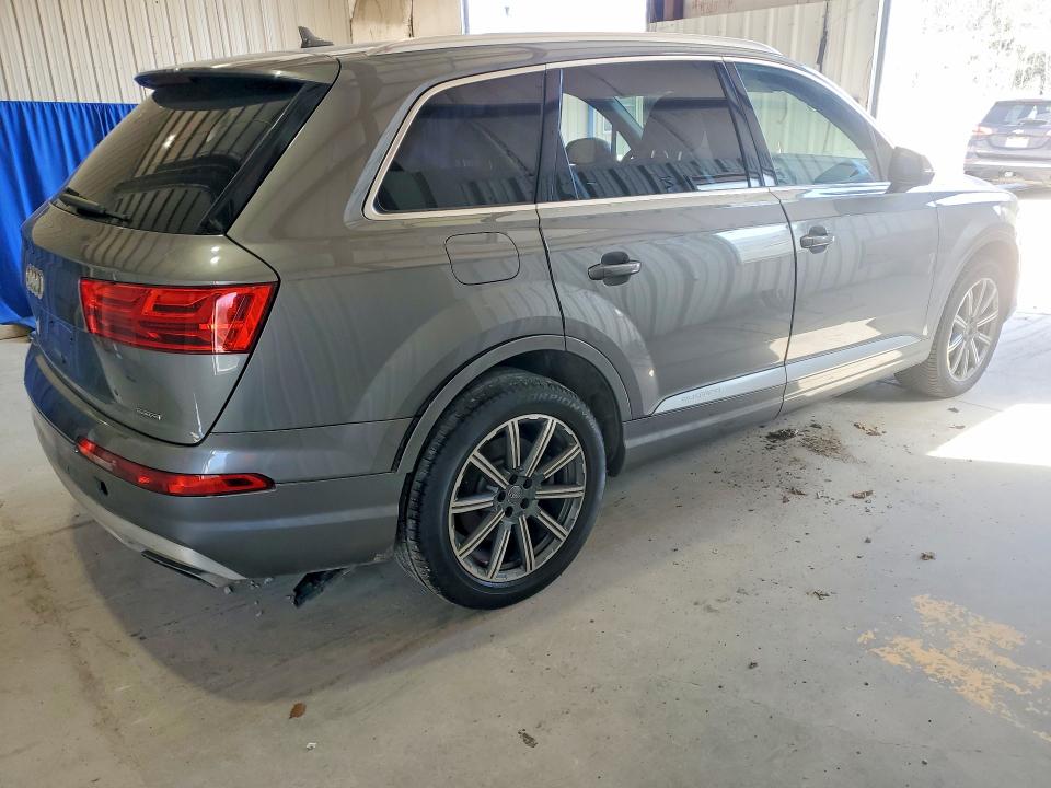 2017 Audi Q7 VIN WA1LHAF78HD036162 COPART salvage auction — UNDERCARRIAGE, In - Certificate Of Title, sold $5,100 on 2026-07-23 (photo 3)