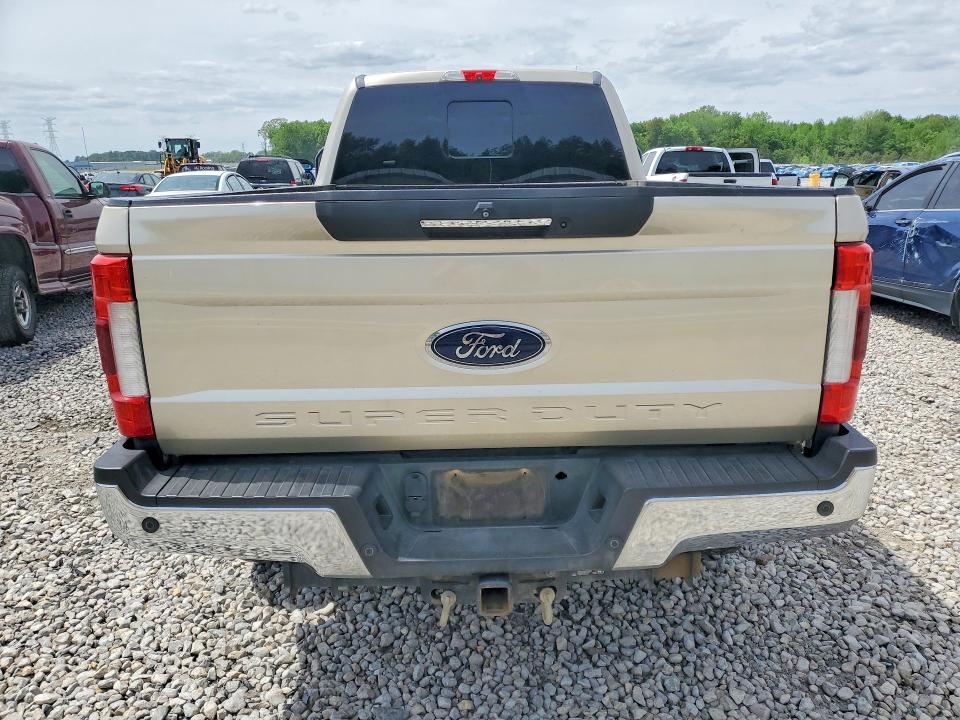 2017 Ford VIN 1FT7W2BT6HED04612 COPART salvage auction — MINOR DENT/SCRATCHES, TN - SALVAGE CERTIFICATE, sold $10,000 on 2026-07-09 (photo 6)