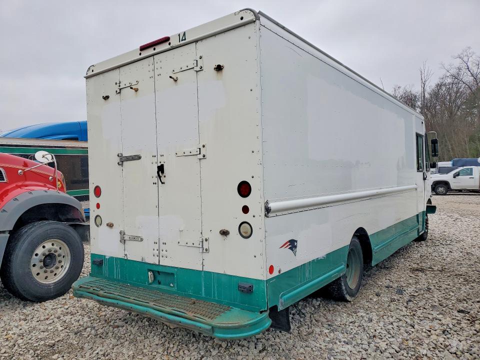 2009 Workhorse W42 VIN 5B4KPD27793436688 COPART salvage auction — MECHANICAL, Vt - Certificate Of Title (P), sold $1,500 on 2026-07-29 (photo 3)