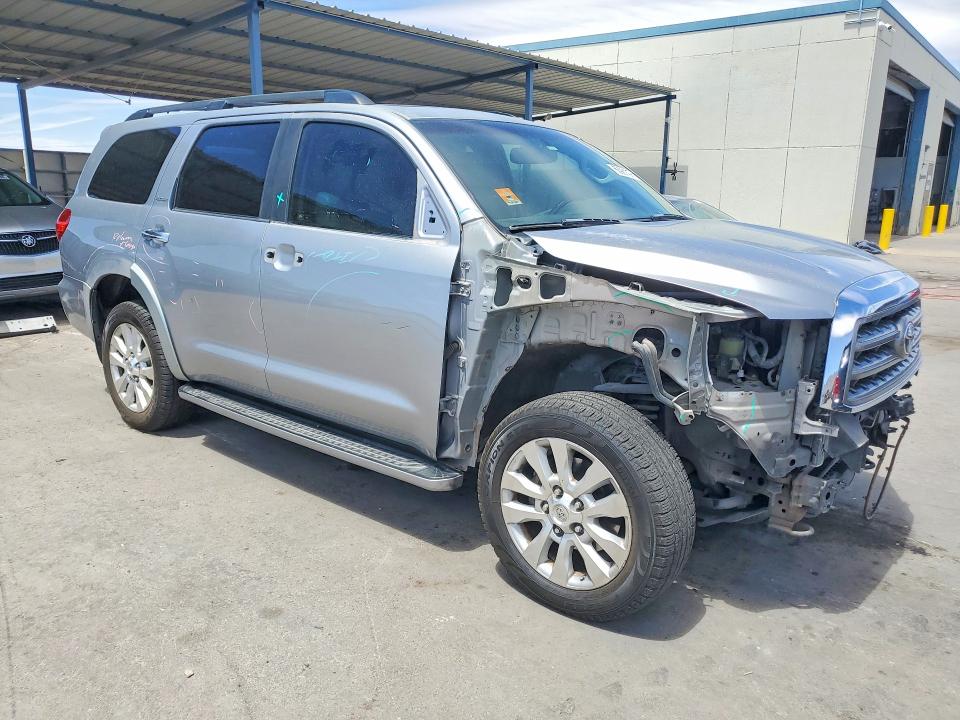 2010 Toyota Sequoia VIN 5TDDW5G15AS026328 COPART salvage auction — FRONT END, TX - SALVAGE VEHICLE TITLE, sold $8,400 on 2026-07-31 (photo 4)